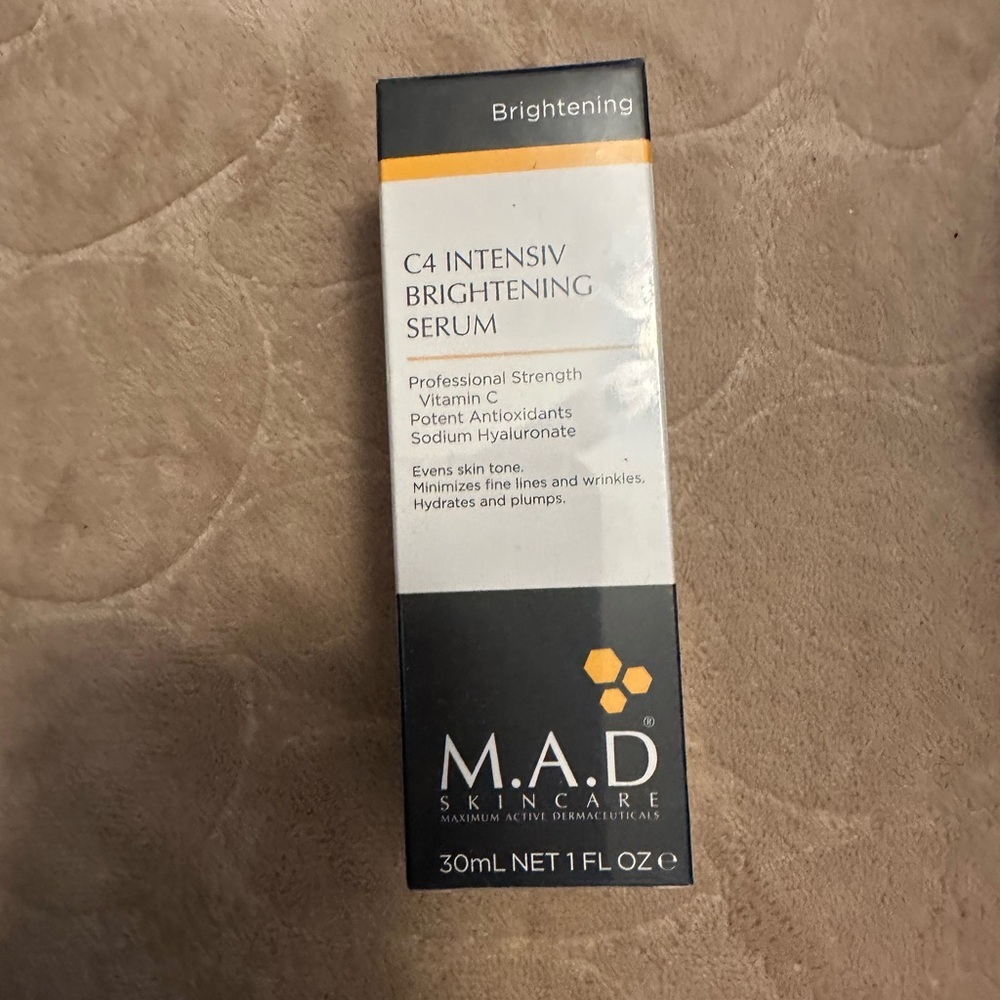 M.A.D SKINCARE C4 Intensiv Brightening Serum NEW